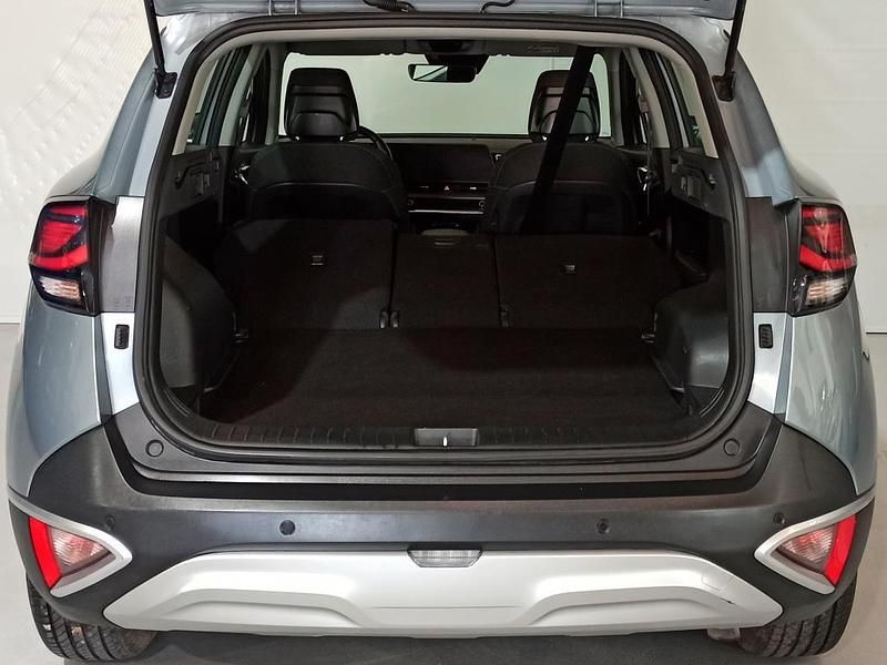 Usado Kia Sportage 150 CV (110 kW) 2024 Lunar silver (css) SUV