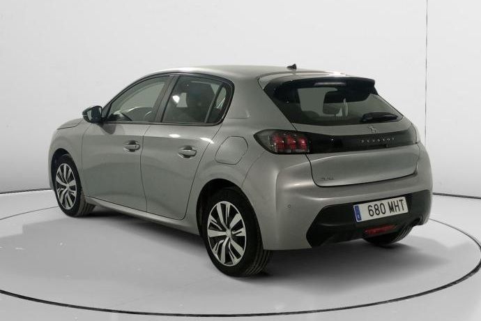 Usado Peugeot 208 Active 101 CV (74 kW) 2023 Utilitario