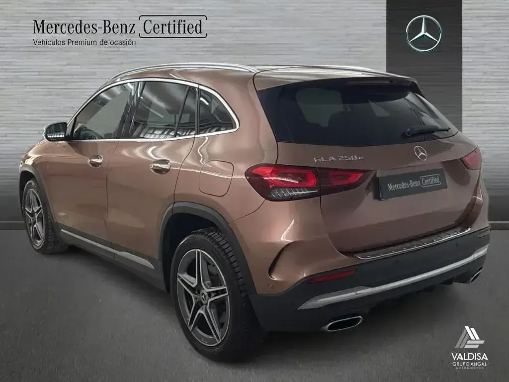 Usado Mercedes GLA250 AMG line 218 CV (160 kW) 2021 Otro SUV