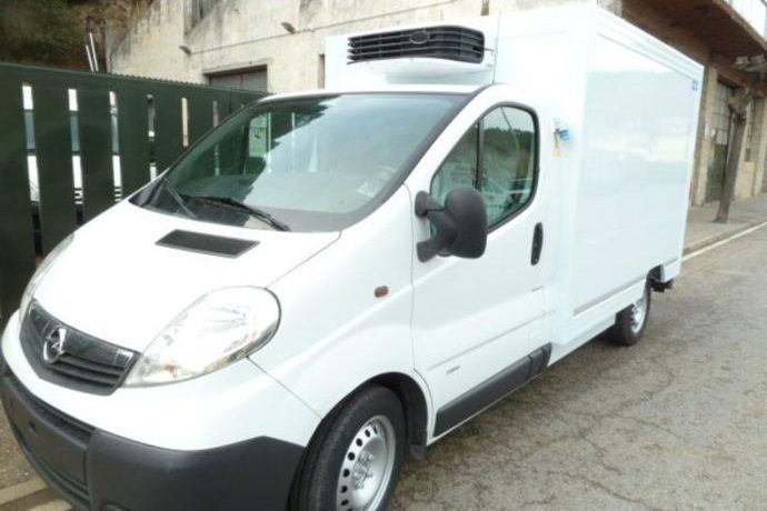 Blanco Usado 2008 Opel Vivaro Van | 12.500 € - Imagen 1/4