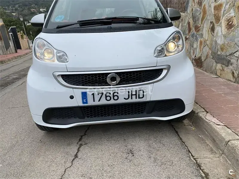 Usado Smart ForTwo Cabrio Passion 84 CV (61 kW) 2013 Blanco Descapotable