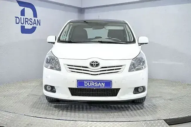 Usado Toyota Verso Active 132 CV (97 kW) 2012 Blanco Monovolumen