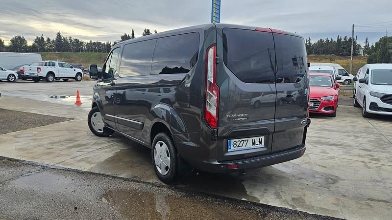 Usado Ford Transit Custom Trend 150 CV (110 kW) 2023 Blanco Familiar