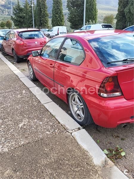 Usado BMW 316 M Sport 115 CV (84 kW) 2004 Rojo Berlina