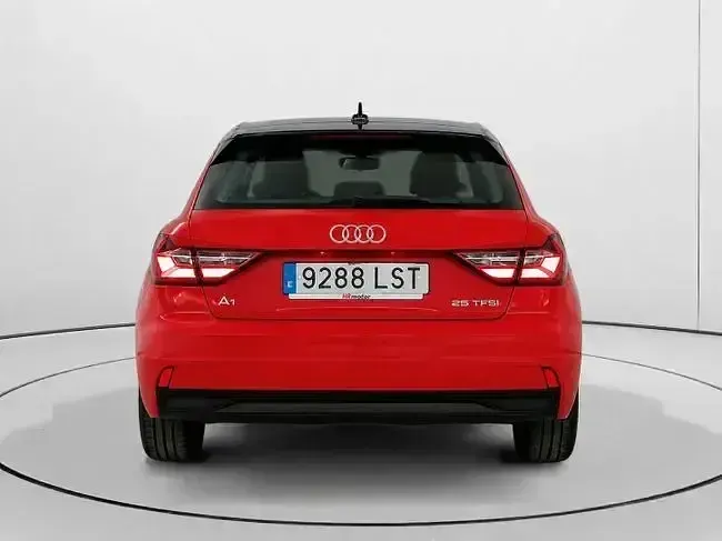 Usado Audi A1 Advanced Plus 95 CV (69 kW) 2021 Rojo SUV