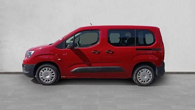 Usado Opel Combo Life Edition 130 CV (95 kW) 2021 Rojo