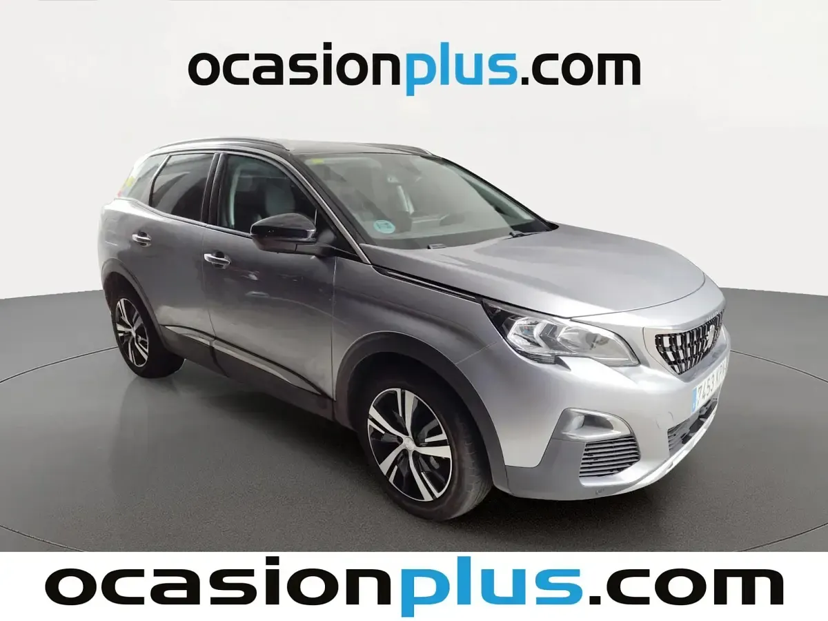 Usado Peugeot 3008 Allure 131 CV (96 kW) 2018 Gris plata SUV