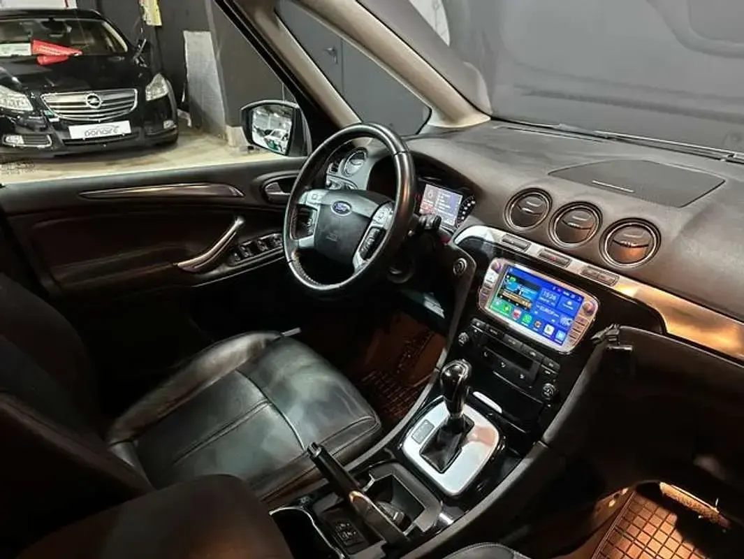 Usado Ford Galaxy Titanium X 200 CV (147 kW) 2014 Gris Monovolumen