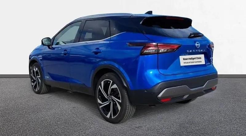 Usado Nissan Qashqai Tekna 190 CV (139 kW) 2023 Magnetic blue con techo midnig SUV