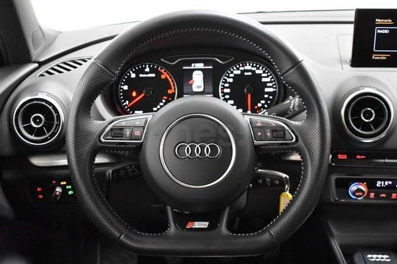 Usado Audi A3 S-Line 150 CV (110 kW) 2016 Gris / plata Berlina