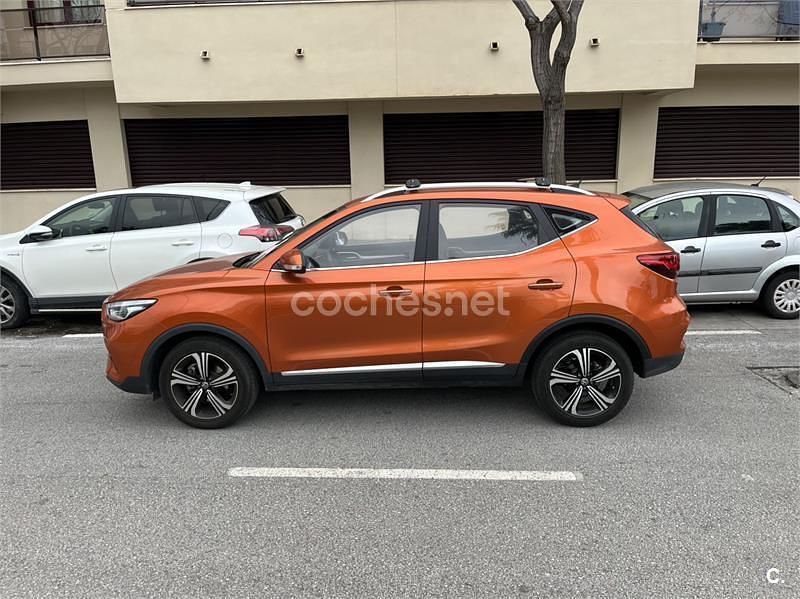 Usado MG ZS Comfort 106 CV (77 kW) 2022 Naranja SUV