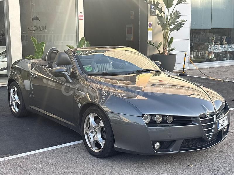 Usado Alfa Romeo Spider 185 CV (136 kW) 2007 Gris / plata Descapotable