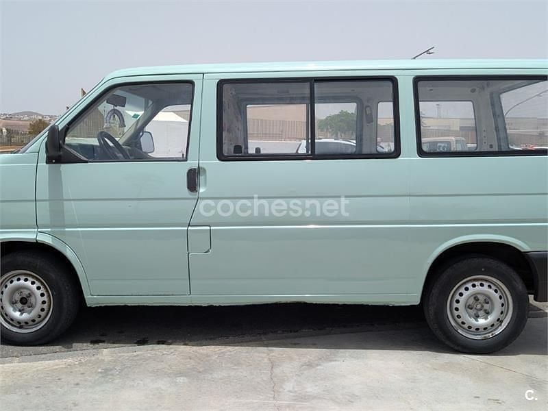 Verde Usado 2009 VW T5 Van | 12.800 € - Imagen 1/4