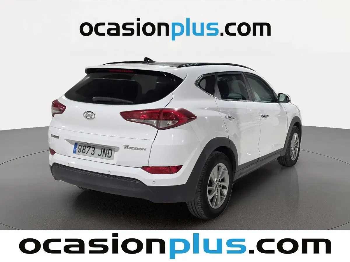 Usado Hyundai Tucson 115 CV (84 kW) 2016 Blanco SUV