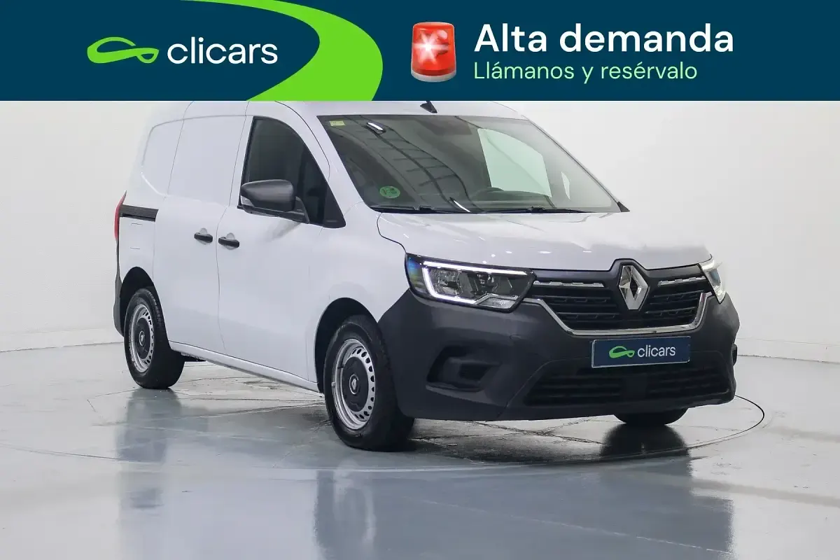 Usado Renault Kangoo 95 CV (69 kW) 2022 Blanco Monovolumen