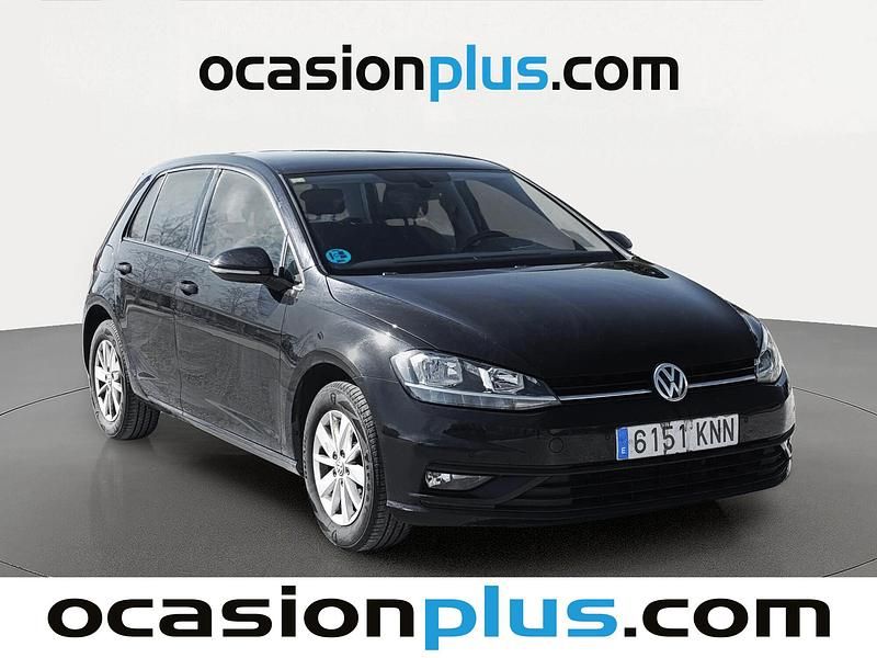 Usado VW Golf VII 110 CV (80 kW) 2018 Negro