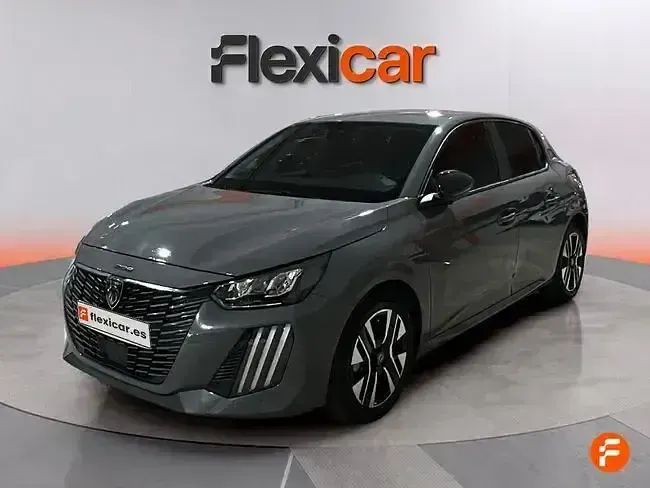 Usado Peugeot 208 Allure 100 CV (73 kW) 2025 Gris Utilitario