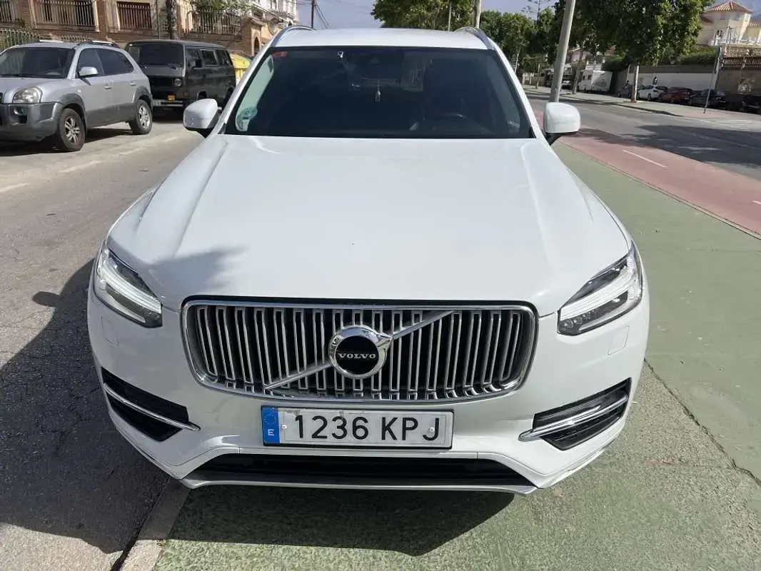 Usado Volvo XC90 Momentum 235 CV (172 kW) 2018 Blanco SUV