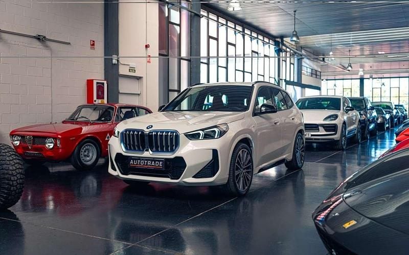 Blanco Usado 2023 BMW iX1 Comfort Edition SUV | 45.000 € (Un poco caro) - Imagen 1/4