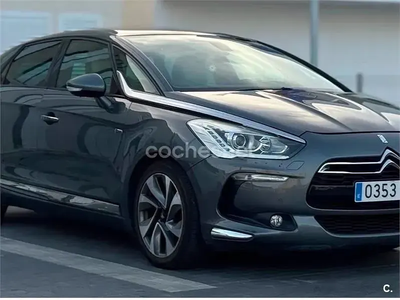 Usado Citroën DS5 200 CV (147 kW) 2012 Gris / plata Utilitario