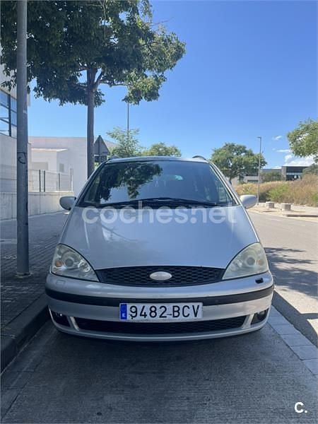 Gris / plata Usado 2000 Ford Galaxy Trend Monovolumen | 3200 € - Imagen 1/3