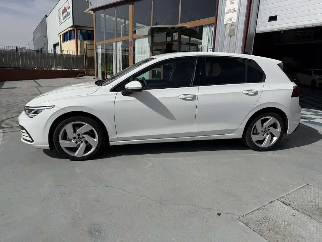 Usado VW Golf VII R-line 150 CV (110 kW) 2021 Utilitario