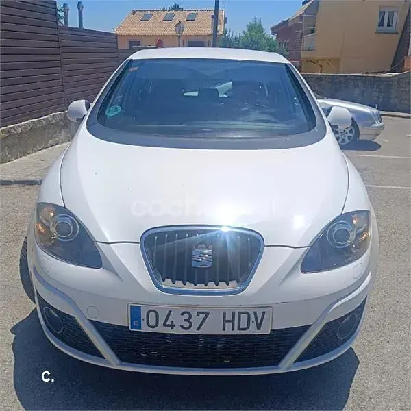Usado Seat Altea Style 160 CV (117 kW) 2011 Blanco Monovolumen