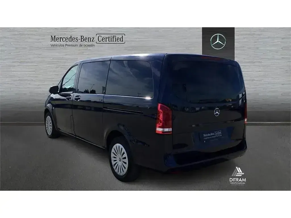 Usado Mercedes Vito 163 CV (119 kW) 2021 Azul Van