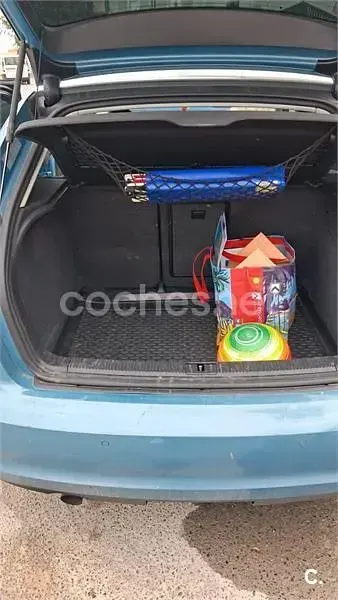 Usado Audi A3 Sportback Attraction 105 CV (77 kW) 2010 Azul Utilitario