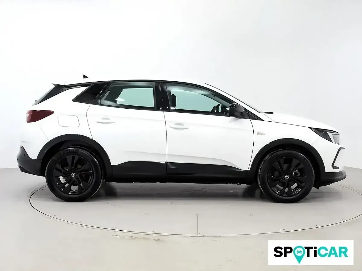 Usado Opel Grandland X S 131 CV (96 kW) 2024 Blanco SUV