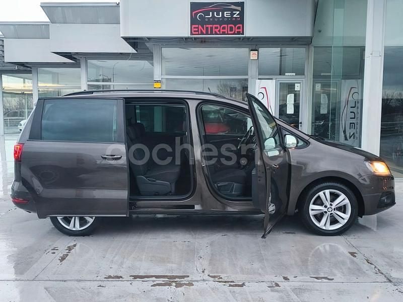 Usado Seat Alhambra Style Plus 150 CV (110 kW) 2016 Beige Monovolumen