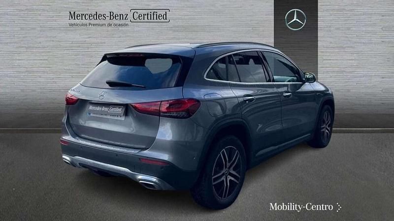 Usado Mercedes GLA250 218 CV (160 kW) 2020 Gris SUV