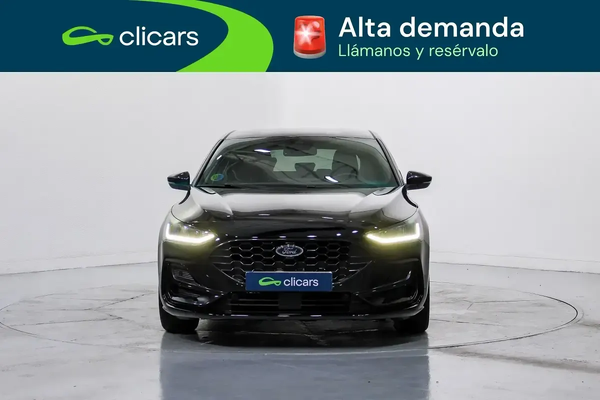 Usado Ford Focus ST-Line 155 CV (114 kW) 2023 Negro Berlina