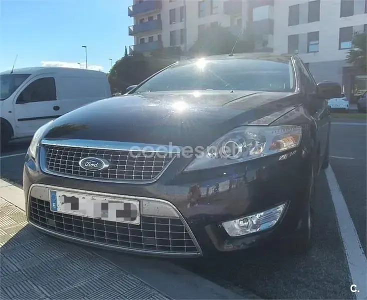 Usado Ford Mondeo Trend 140 CV (102 kW) 2007 Negro Berlina