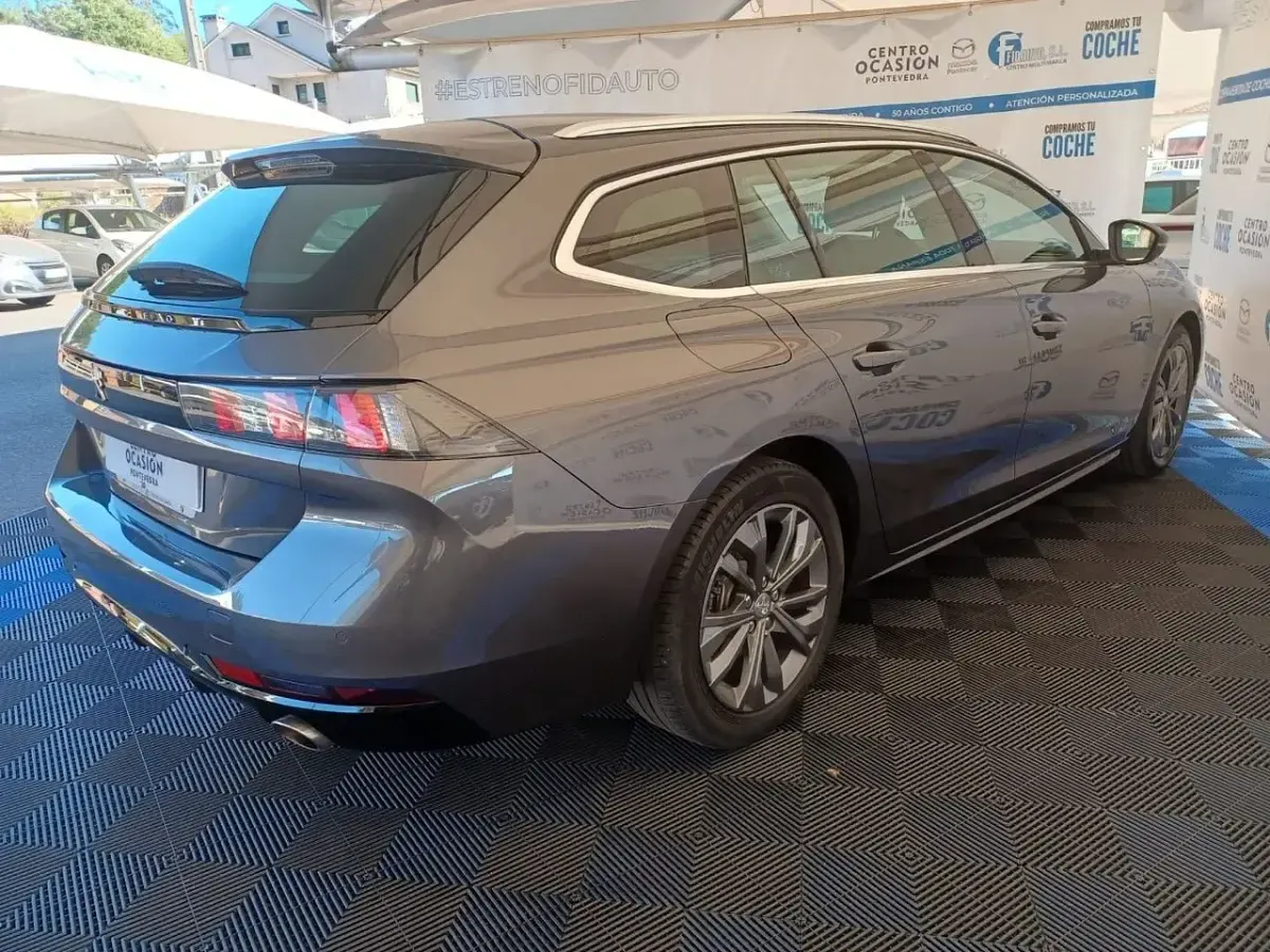 Usado Peugeot 508 SW Active 180 CV (132 kW) 2019 Gris Familiar