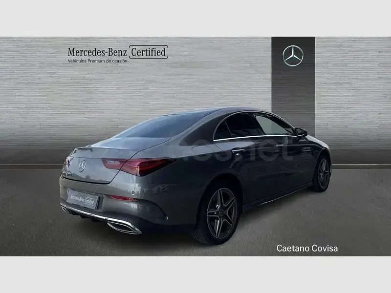 Usado Mercedes CLA250e 218 CV (160 kW) 2025 Gris / plata Coupe
