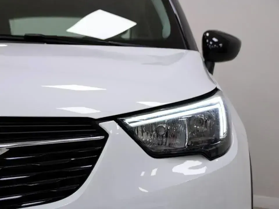 Usado Opel Crossland X Innovation 130 CV (95 kW) 2020 Blanco SUV