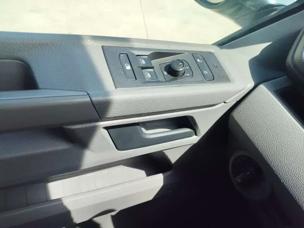 Usado VW Transporter 110 CV (80 kW) 2021 Blanco Van