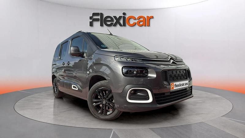 Usado Citroën Berlingo Feel 130 CV (95 kW) 2020 Gris Monovolumen