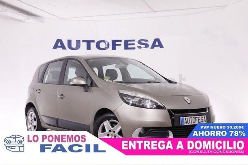 Usado Renault Scénic III Dynamique 110 CV (80 kW) 2013 Gris / plata Monovolumen