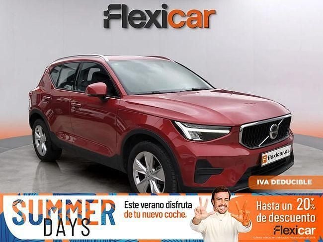 Rojo Usado 2024 Volvo XC40 Core SUV | 31.970 € (Precio justo) - Imagen 1/4