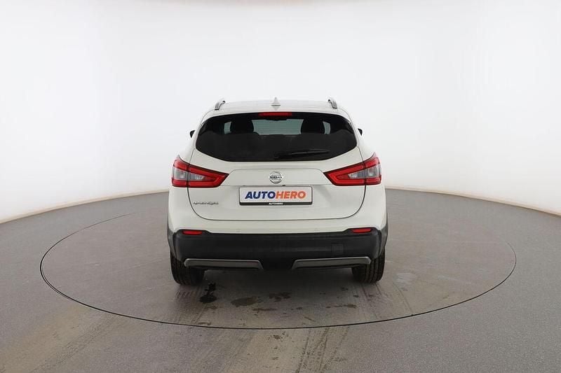 Usado Nissan Qashqai N-Connecta 115 CV (84 kW) 2018 Blanco SUV