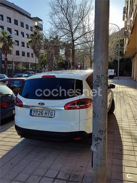 Usado Ford S-MAX Trend 115 CV (84 kW) 2013 Blanco Monovolumen