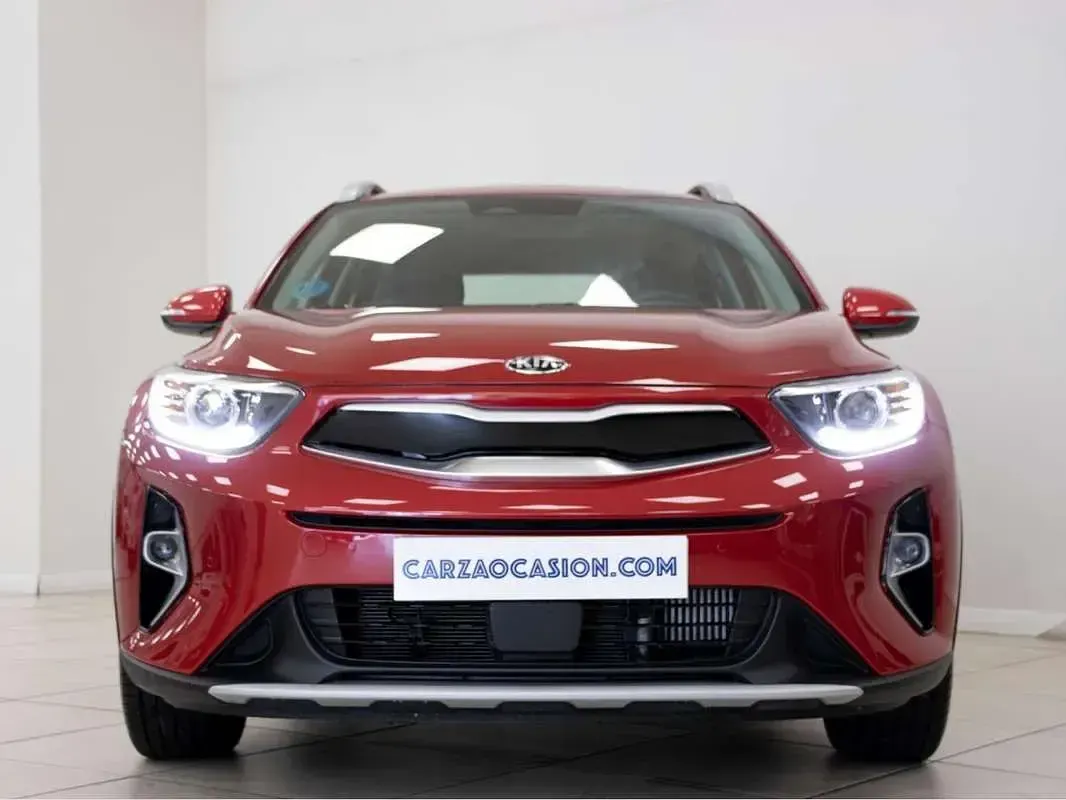 Usado Kia Stonic 101 CV (74 kW) 2020 Rojo SUV