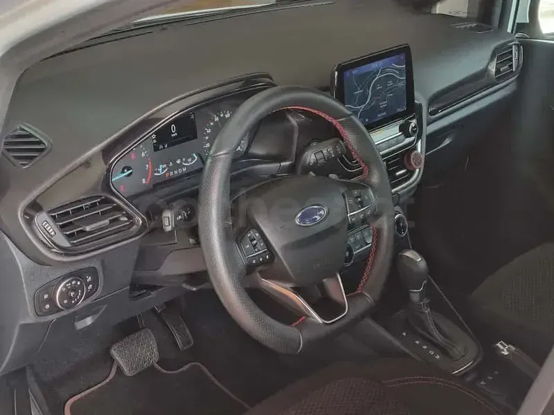 Usado Ford Fiesta ST-Line 125 CV (91 kW) 2021 Blanco Utilitario