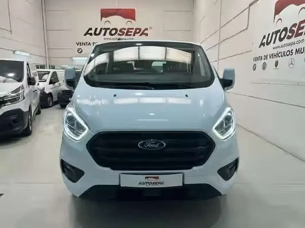 Usado Ford Transit Custom Trend 129 CV (94 kW) 2020 Blanco Familiar
