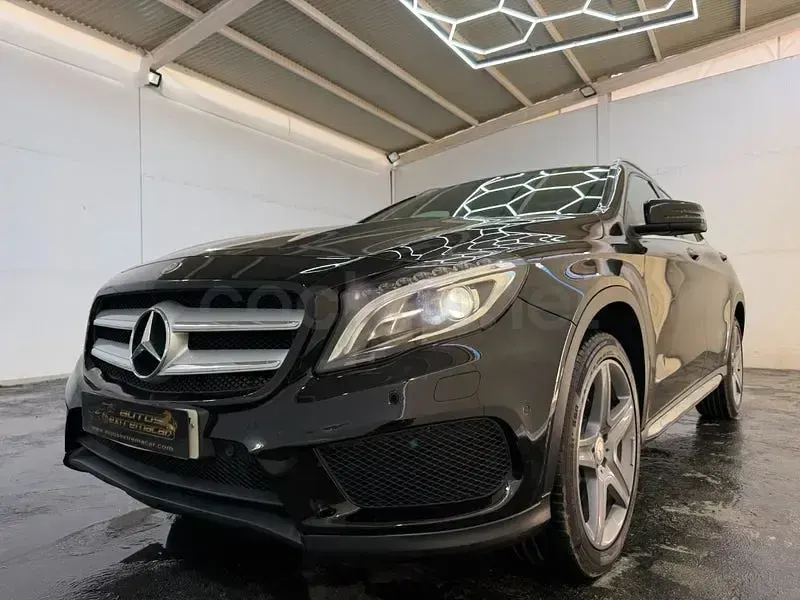 Usado Mercedes GLA220 AMG line 177 CV (130 kW) 2016 Negro SUV