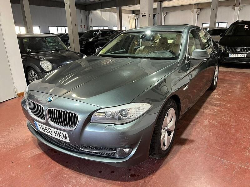 Usado BMW 520 Efficient Dynamics 184 CV (135 kW) 2012 Gris / plata Berlina