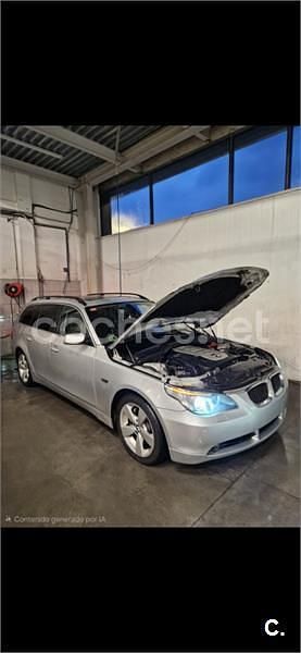Usado BMW 530 231 CV (169 kW) 2006 Gris / plata Familiar