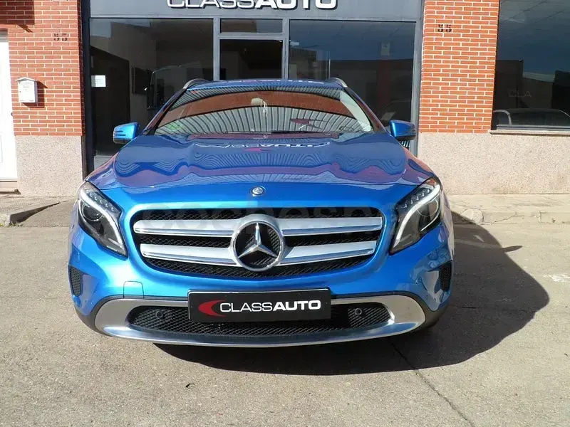 Usado Mercedes GLA200 Urban 136 CV (100 kW) 2015 Azul SUV